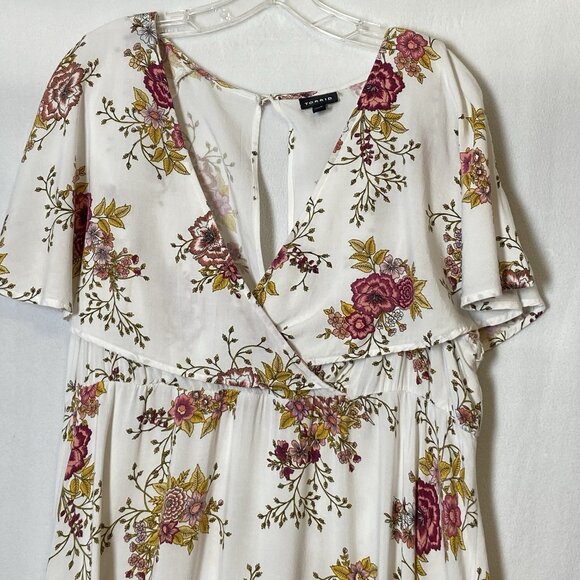 Torrid Challis Caplet Skater Dress Womens 2X Cream Floral Print Surplice Neck - Picture 12 of 16